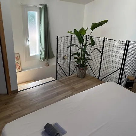 Le Riquet Duplex Neuf Climatise Au Calme Дом отдыха Каркассон